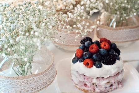 The Ultimate Light and Airy Fruit Cream Cake